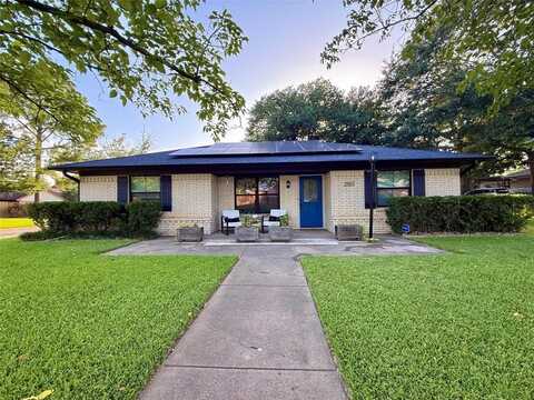 2501 Shady Grove Drive, Bedford, TX 76021