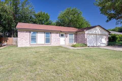 5709 Denise Drive, Haltom City, TX 76148