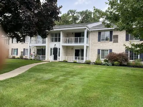 35980 ANN ARBOR Trail, Livonia, MI 48150