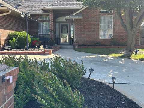 418 Palo Verde Drive, Yukon, OK 73099