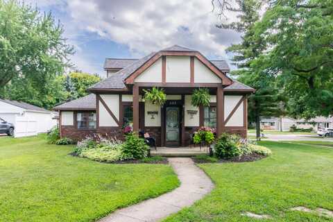357 Riddle Street, Howell, MI 48843