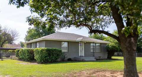 605 S Marion Avenue, Hinton, OK 73047