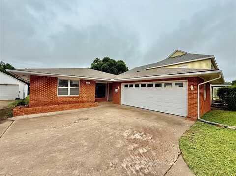617 S 9th Street, Kingfisher, OK 73750