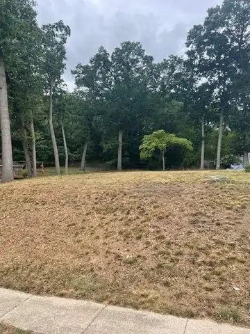 4011 Groveland Avenue SW, Wyoming, MI 49519