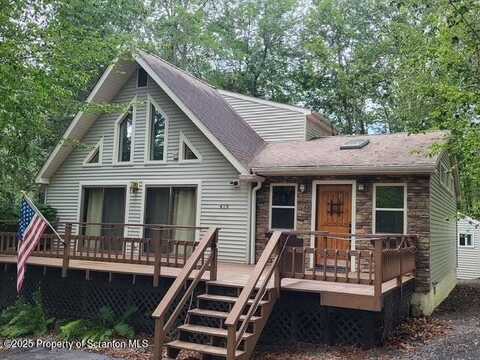 15 Hawthorn Drive, Gouldsboro, PA 18424