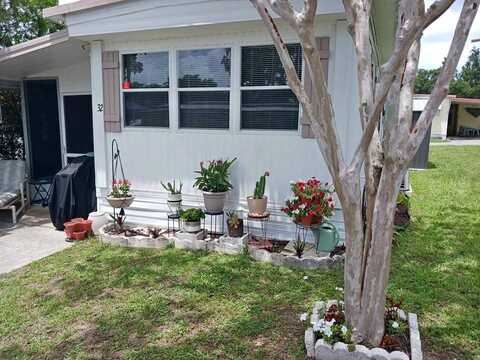 8801 E Moonrise Lane, Floral City, FL 34436