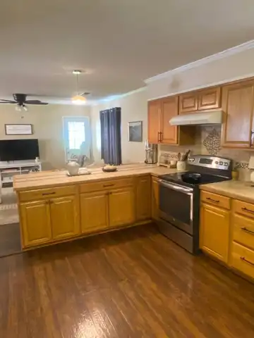 307 W. 11th Street, Brady, TX 76825