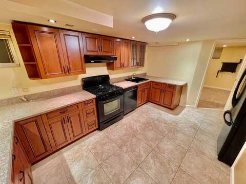 1819 Bogart Ave, Bronx, NY 10462