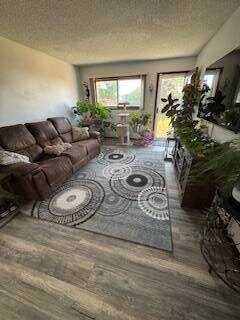1251 Sweetwater Rd, Douglas, WY 82633