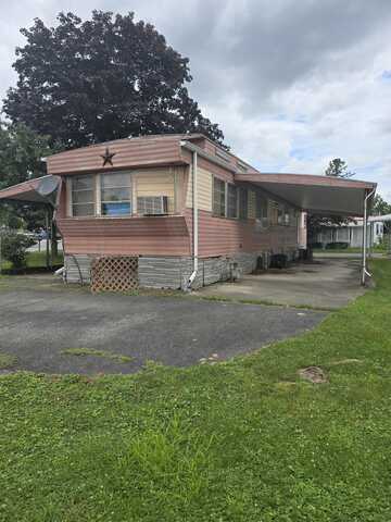 407 Orangewood Drive, Altoona, PA 16601