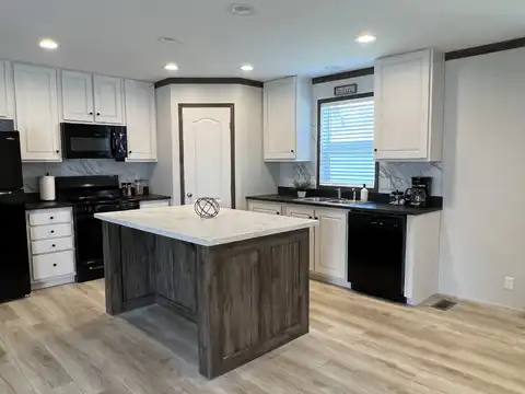 3617 N. Grand Ave E., Springfield, IL 62702