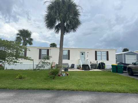 2033 Mobiland Dr., Melbourne, FL 32935