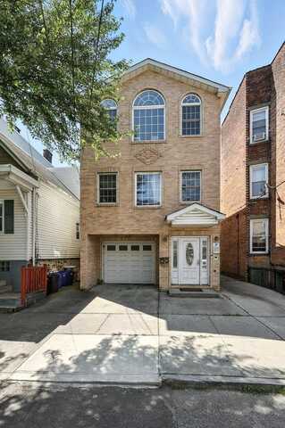 207 NEW YORK AVE, JC, Heights, NJ 07307