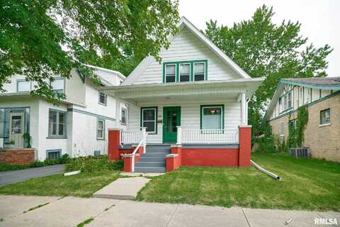 1812 W SHERMAN Avenue, Peoria, IL 61606