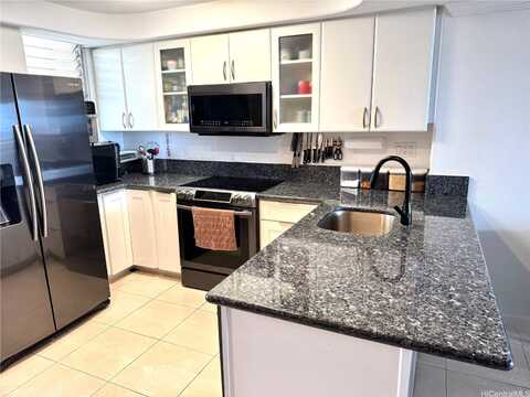 1212 Punahou Street, Honolulu, HI 96826