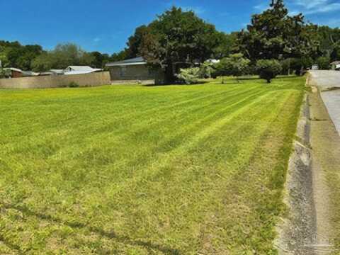 7111 Mcadam Ct, Pensacola, FL 32504