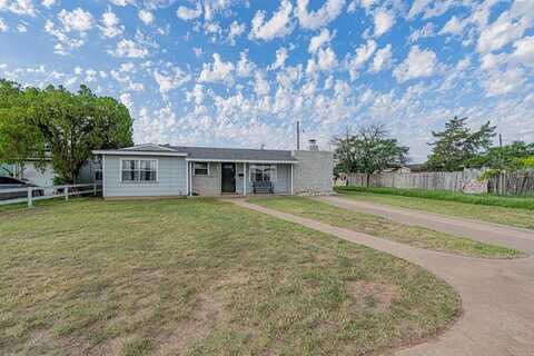 4109 Pleasant Dr, Midland, TX 79703