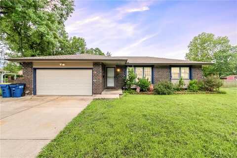 1009 Miss Belle Street, Excelsior Springs, MO 64024