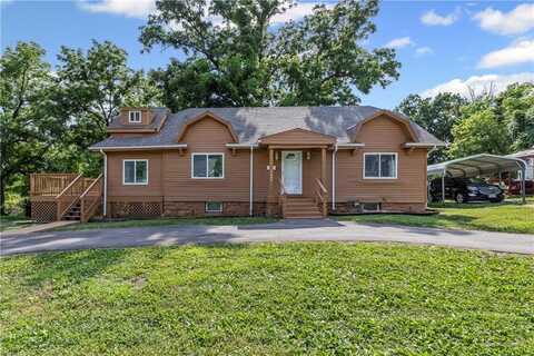 7334 Euclid Avenue, Kansas City, MO 64132