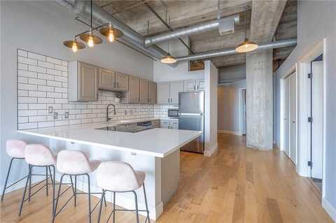 321 W 7th Street, Kansas City, MO 64105