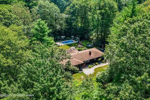 2413 Forest Drive, Saylorsburg, PA 18353