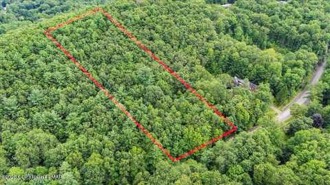 Alpha Dr 111, Stroudsburg, PA 18360