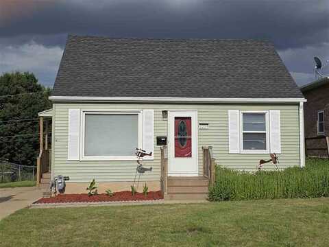 2219 Hamilton St SW, CedarRapids, IA 52404