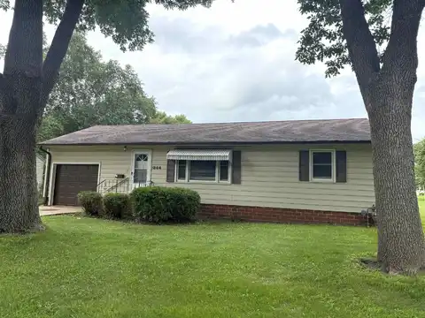 344 N 16th Street, Estherville, IA 51334