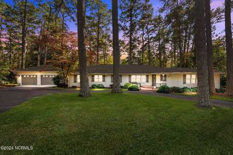 515 S Valley Road, Southern Pines, NC 28387