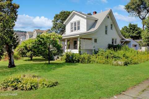 101 Oak Avenue, Matamoras, PA 18336