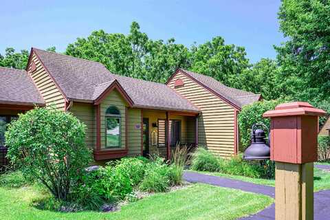 9 Oak Glen, GALENA, IL 61036