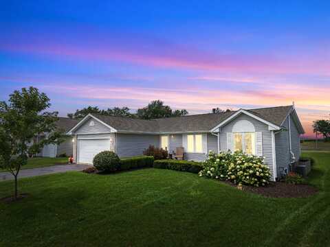 3810 Foxglove, WINNEBAGO, IL 61088
