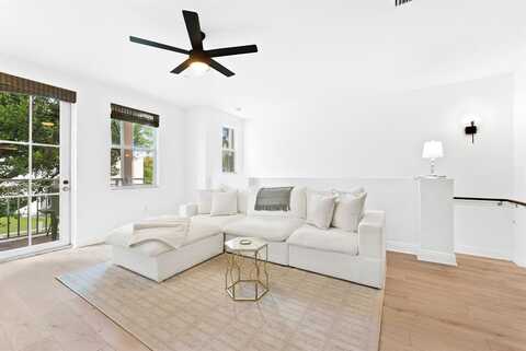 307 SW 13th Ter, Fort Lauderdale, FL 33312