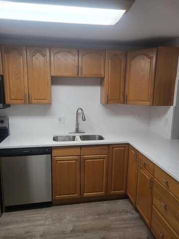 2851 S Palm Aire Dr, Pompano Beach, FL 33069