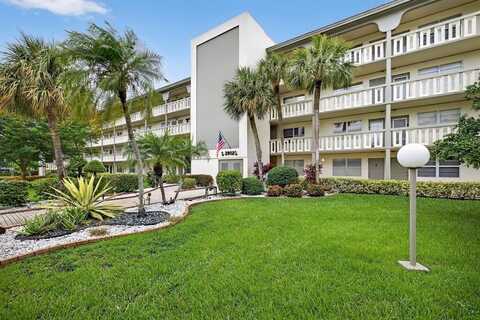 2902 Victoria Cir, Coconut Creek, FL 33066