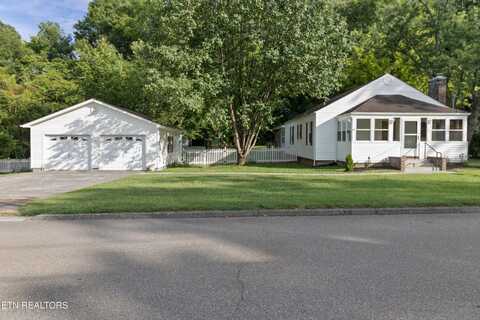 946 Poplar St, Alcoa, TN 37701