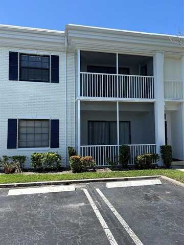 180 Cypress Club Dr, Pompano Beach, FL 33060