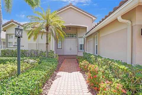 6748 NW 110th Way, Parkland, FL 33076