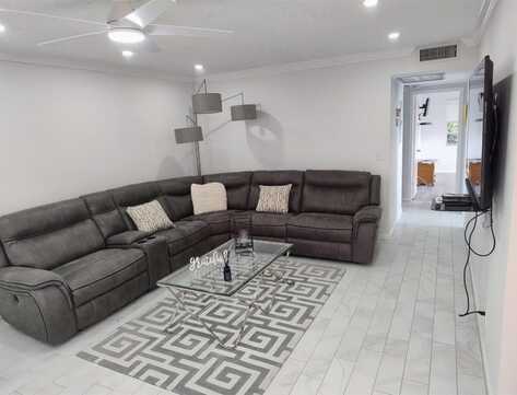 332 Fanshaw H, Boca Raton, FL 33434