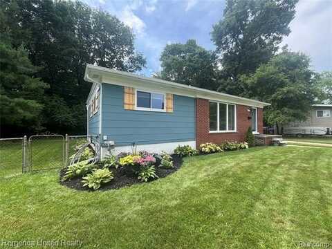 3729 Warringham Avenue, Waterford, MI 48329