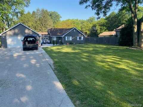 370 Adams Road, Saginaw, MI 48609