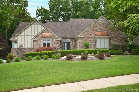 6514 Shagbark Drive, Troy, MI 48098