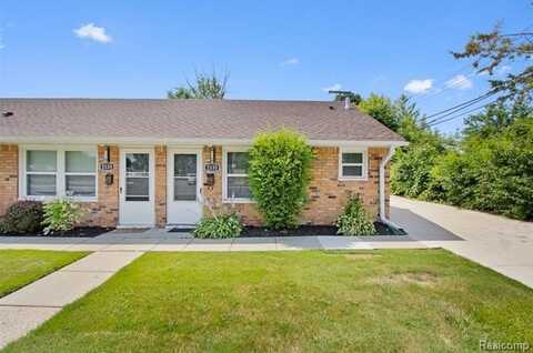 2135 Normandy Road, Royal Oak, MI 48073