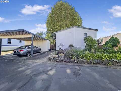 300 SE GOODNIGHT AVE, Corvallis, OR 97333