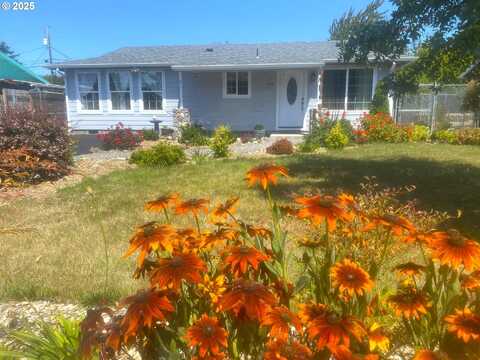 420 FIR ST, Brookings, OR 97415