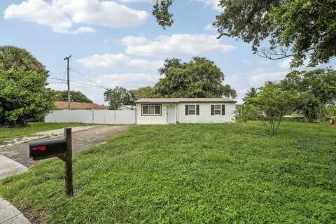 3401 F Avenue, Riviera Beach, FL 33404