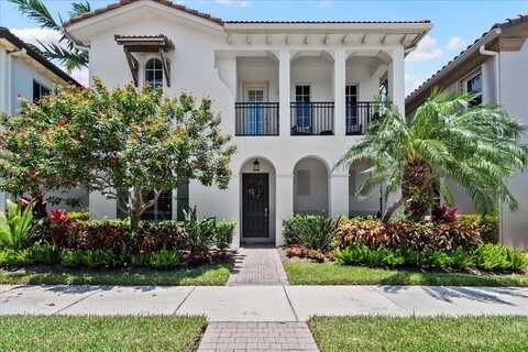 13 Stoney Drive, Palm Beach Gardens, FL 33410