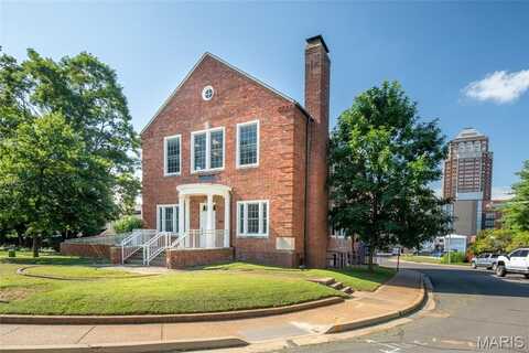 7530 Maryland Avenue, Clayton, MO 63105