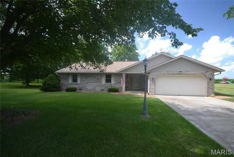 9037 Range Drive, New Athens, IL 62264
