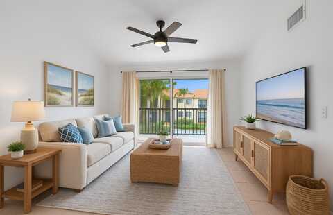 135 Yacht Club Way, Hypoluxo, FL 33462